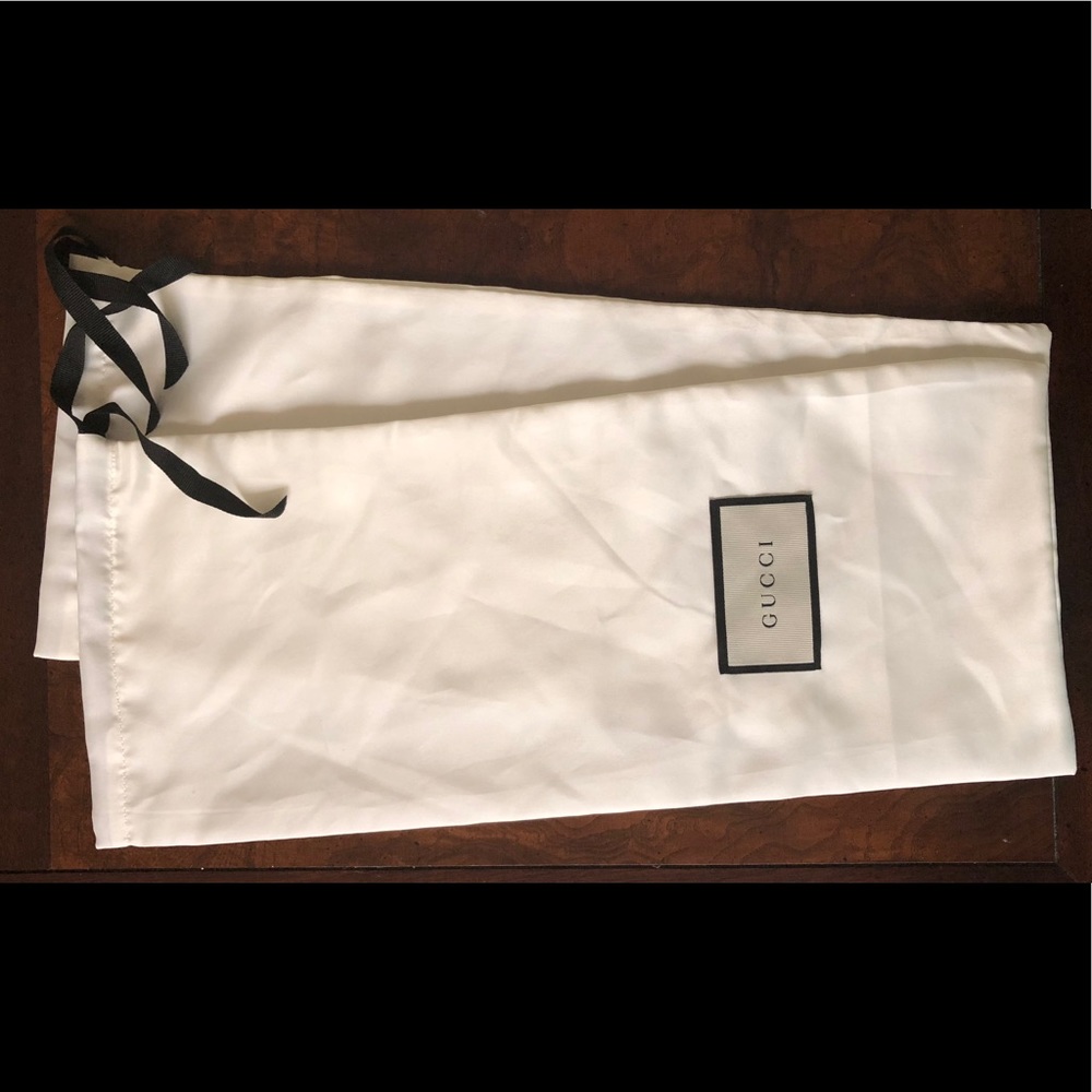 100% authentic satin Gucci dust bags pair